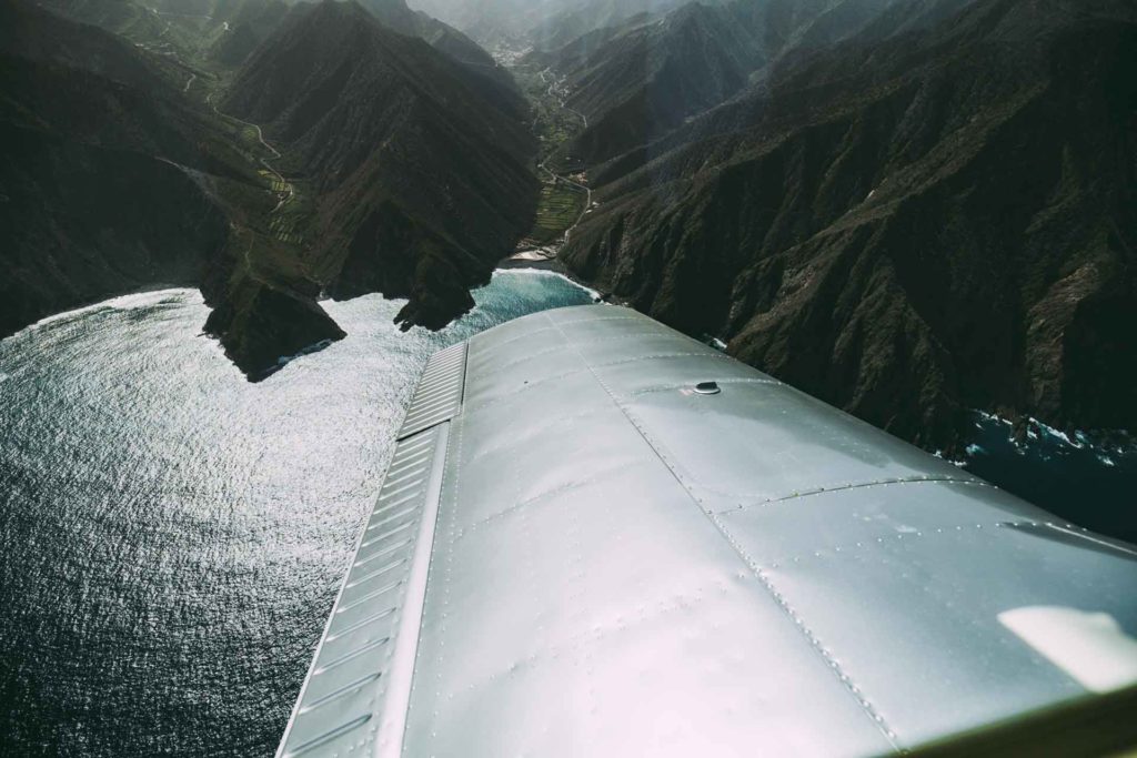 Ausblick aus dem Flugzeug auf den Norden von Teneriffa
